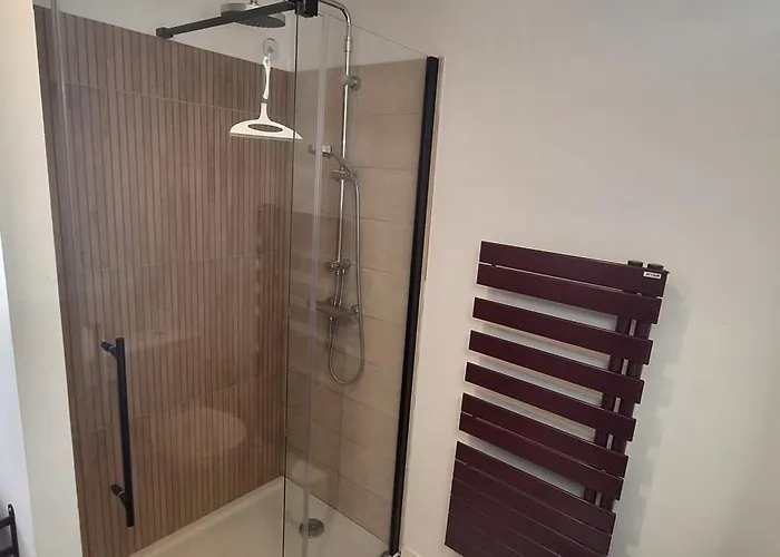 شقة Maison Familiale Avec Exterieur Menage Et Linges Inclus روان