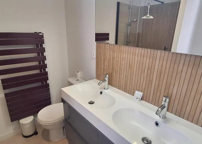 Maison Familiale Avec Exterieur Menage Et Linges Inclus *